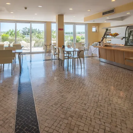 מלון דירות Amazonia Turisticos 4*