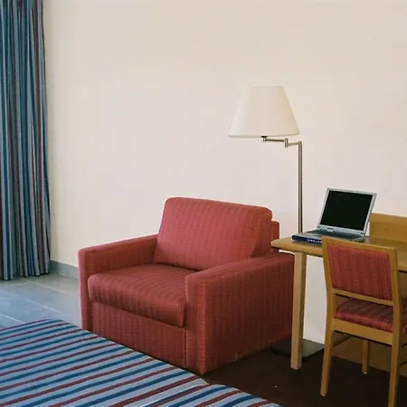 Amazonia Turisticos Aparthotel 4*